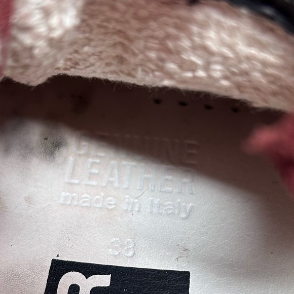 Golden Goose Distressed Sneakers size 38 US 7.5/8 - Picture 14 of 14